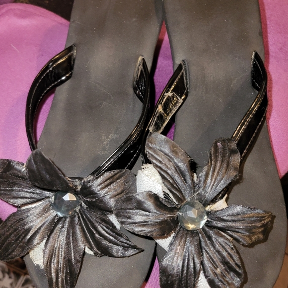 Victoria Secret Wedge Thong Slippers 9 - Picture 6 of 7